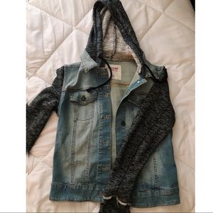 denim/sweatshirt jacket